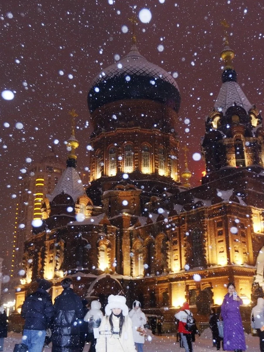 Харбин: Собор Святой Софии в зимнем снегу, реальное фото
